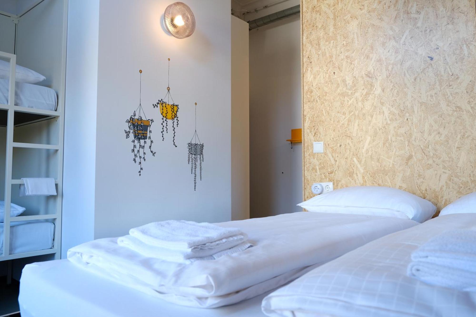Hostel & Bar De Basis Зволле Екстер'єр фото